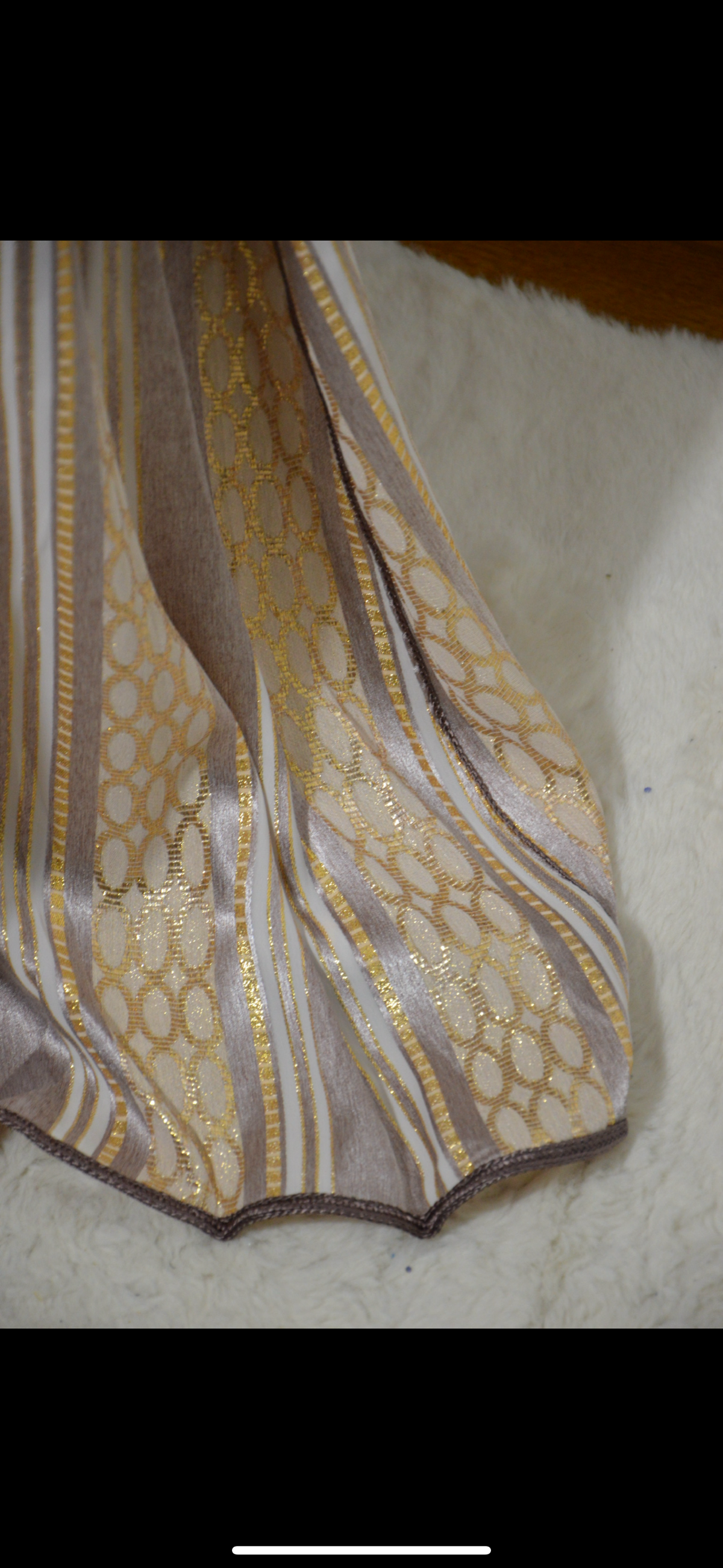 Caftan Long Luxe – Marron & Or – Broderies Traditionnelles