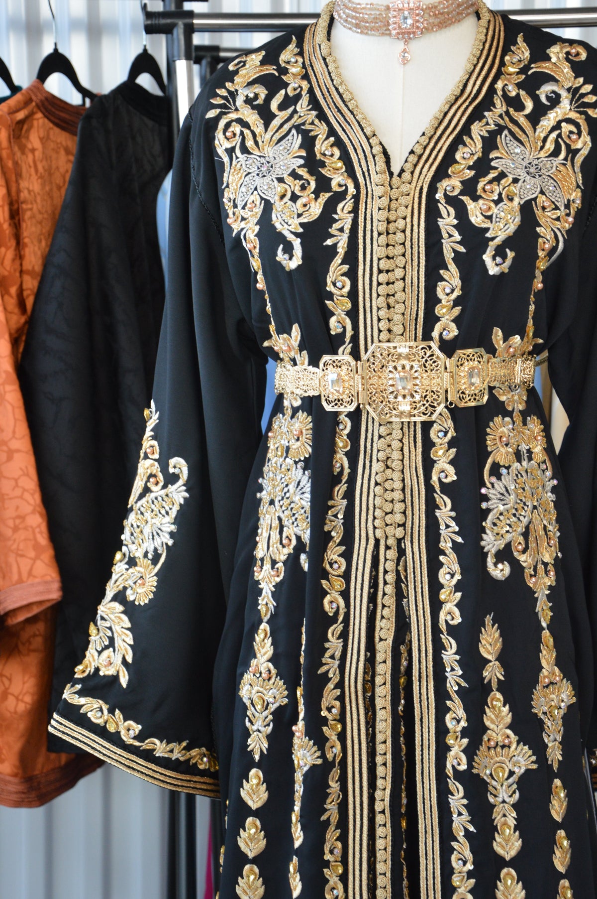 Caftan Maria Noir – Sophistication Absolue & Élégance Marocaine