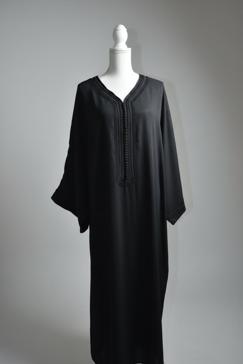 GANDOURA NOIR ARGENT - ELEGANCE INTEMPORELLE