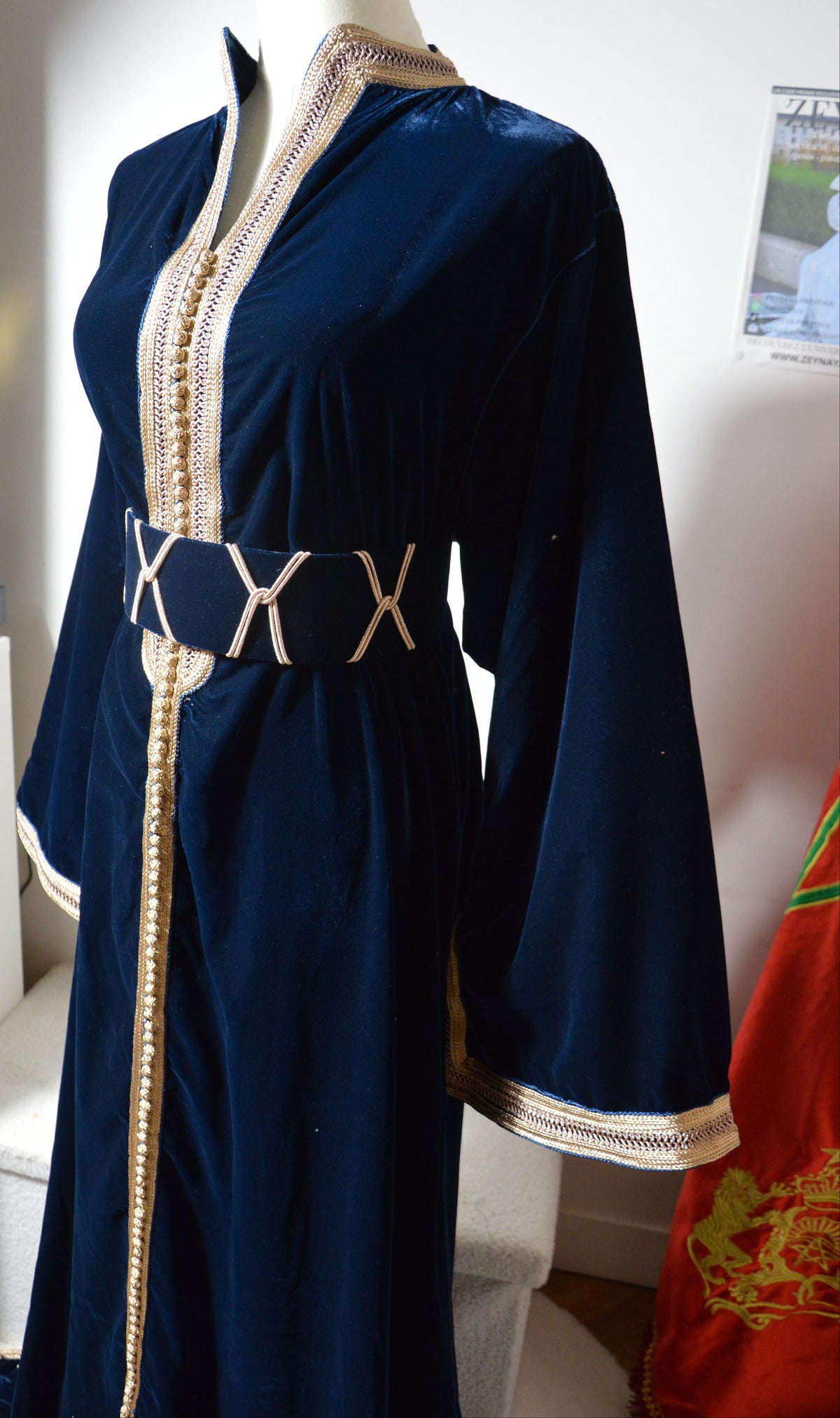 Caftan Col Montant Bleu Marine - Velours Prestige