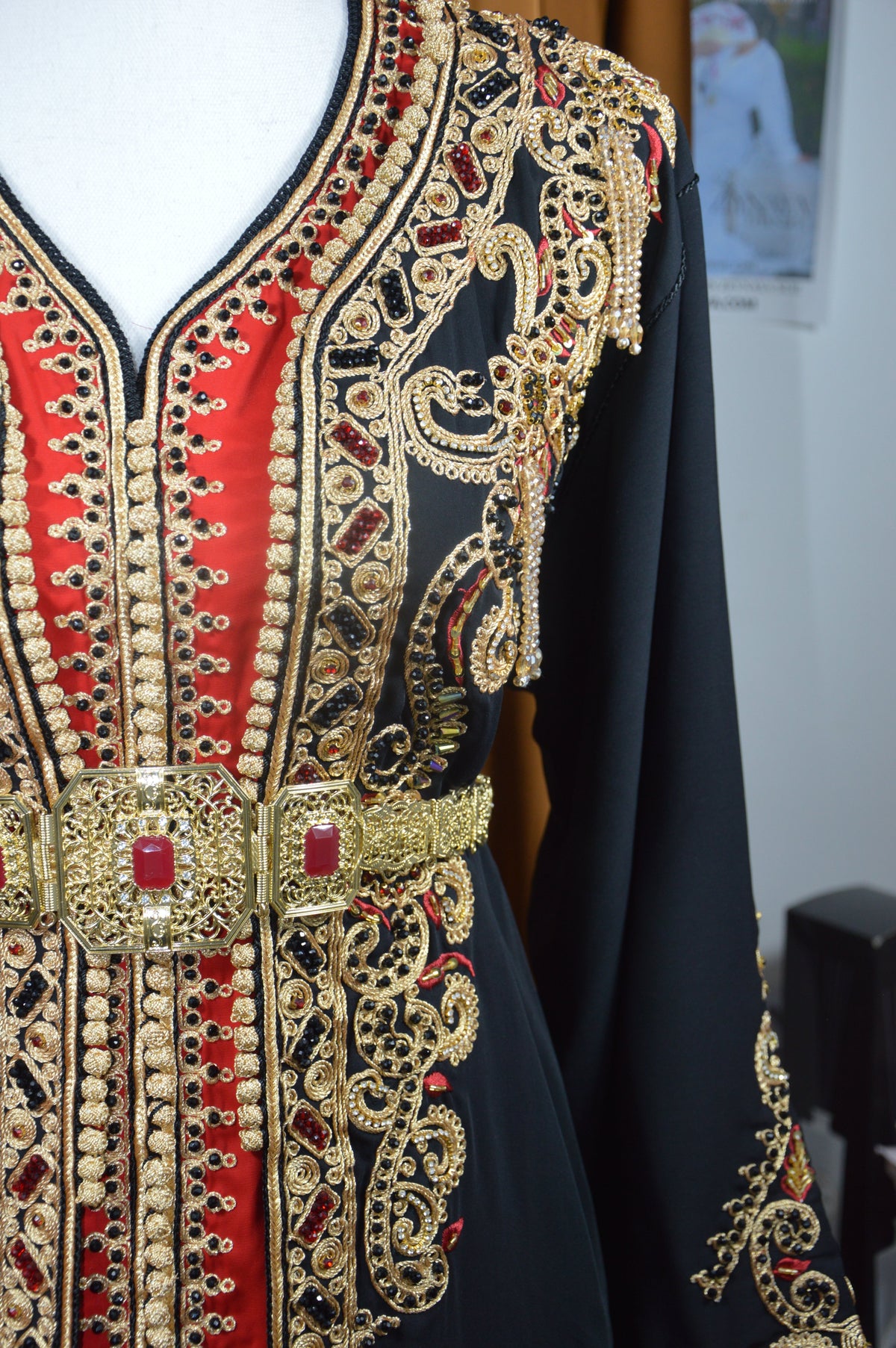 Takchita Black and Red Pearl - Luxury Moroccan Dress