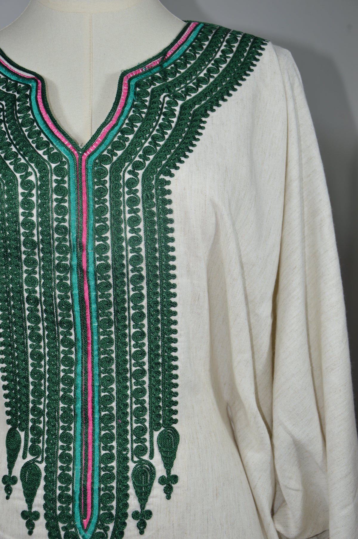 Gandoura Farasha Lin Luxe - Caftan Marocain Élégant