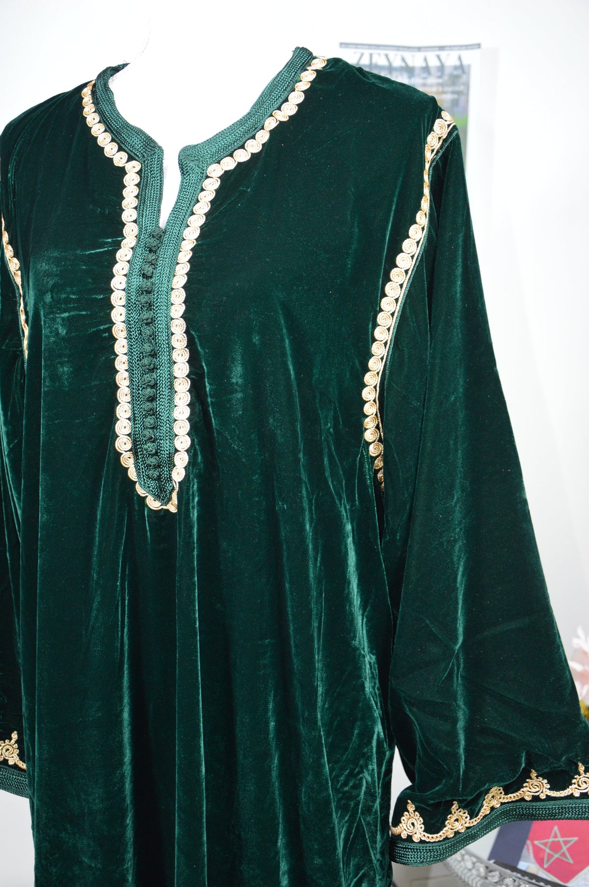 Gandoura Velours Vert Royal – Broderies Dorées
