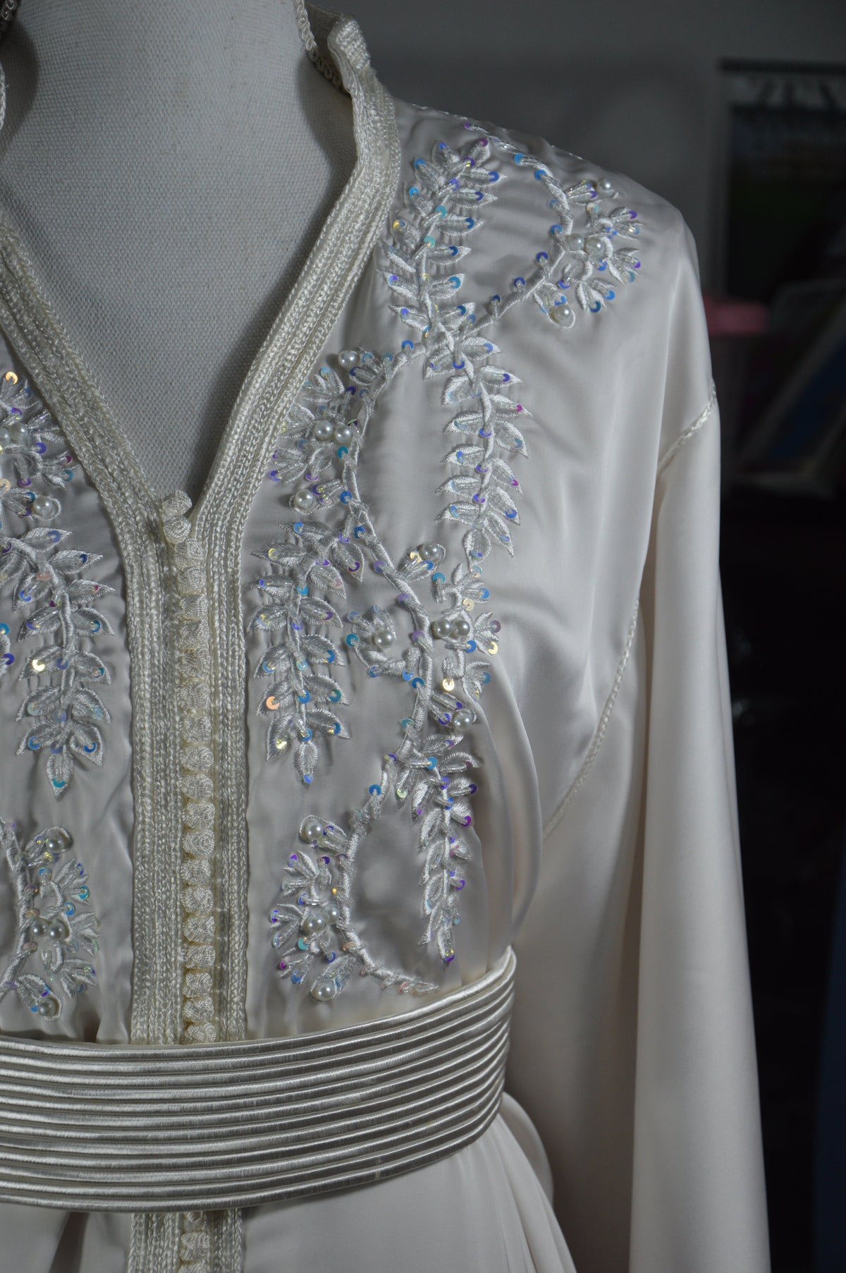 Caftan Blanc Brillant Luxe - Robe Marocaine Élégante