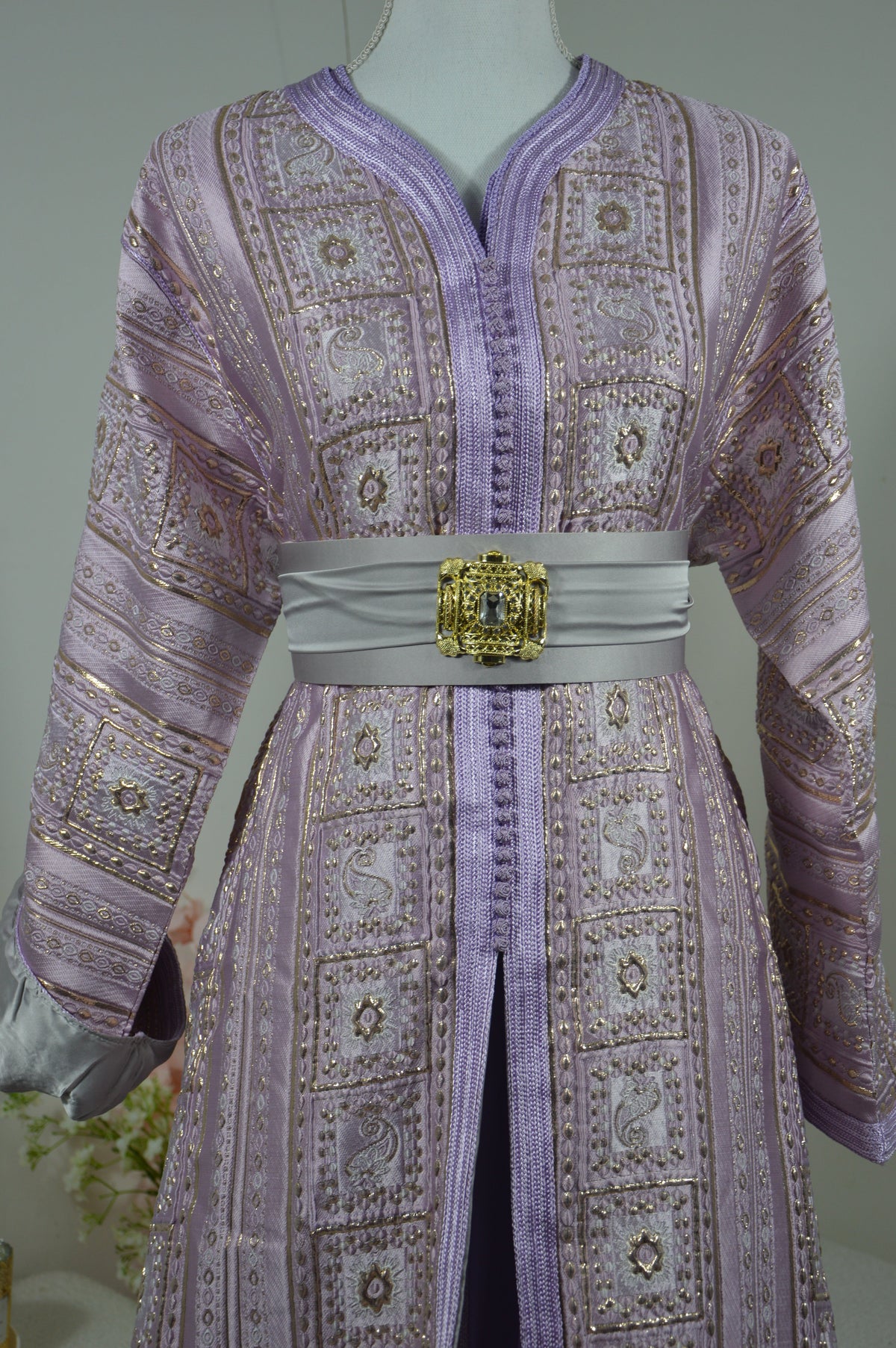 Gold & purple brocade Takchita - ZEYNAYA PRESTIGE