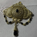 Broche élégante décorative – Zeynaya Prestige