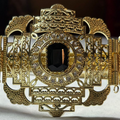 "Shéhérazade Noir" Gold Filigree Belt – Onyx Crystals & Traditional Motifs