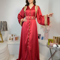 CAFTAN DRAP DE SOIE AVEC BRODERIES DORÉES - ROUGE BORDEAUX ROYAL