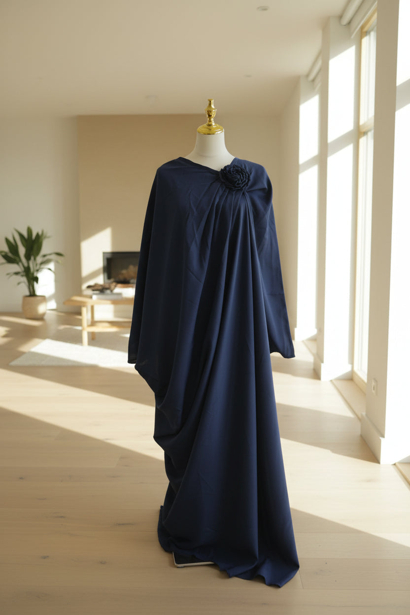 Abaya Fleur Bleu - Fraîcheur et Élégance Florale