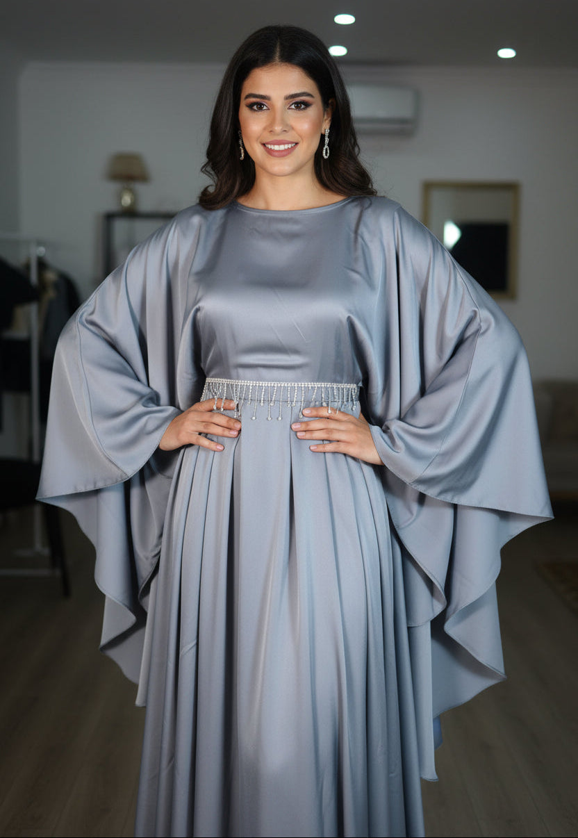 abaya farasha gris argent satinée ceinture perlé