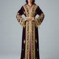 Takchita Velours Bordeaux Royal – Opulence, Profondeur & Prestige Marocain